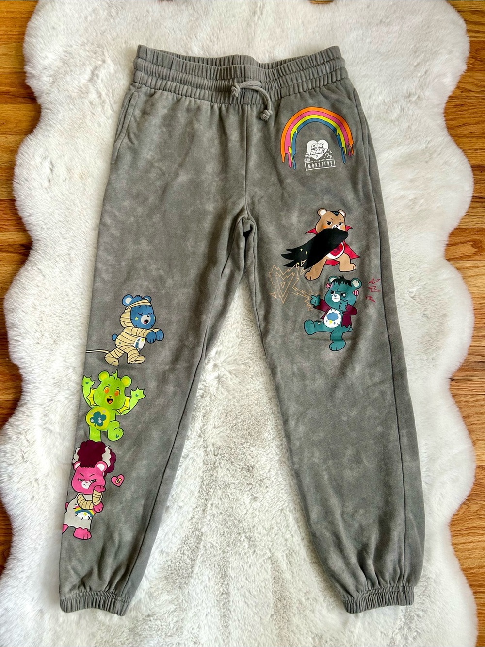 Care “Scare” Bear x Universal Monsters Jogger Sweatpants S